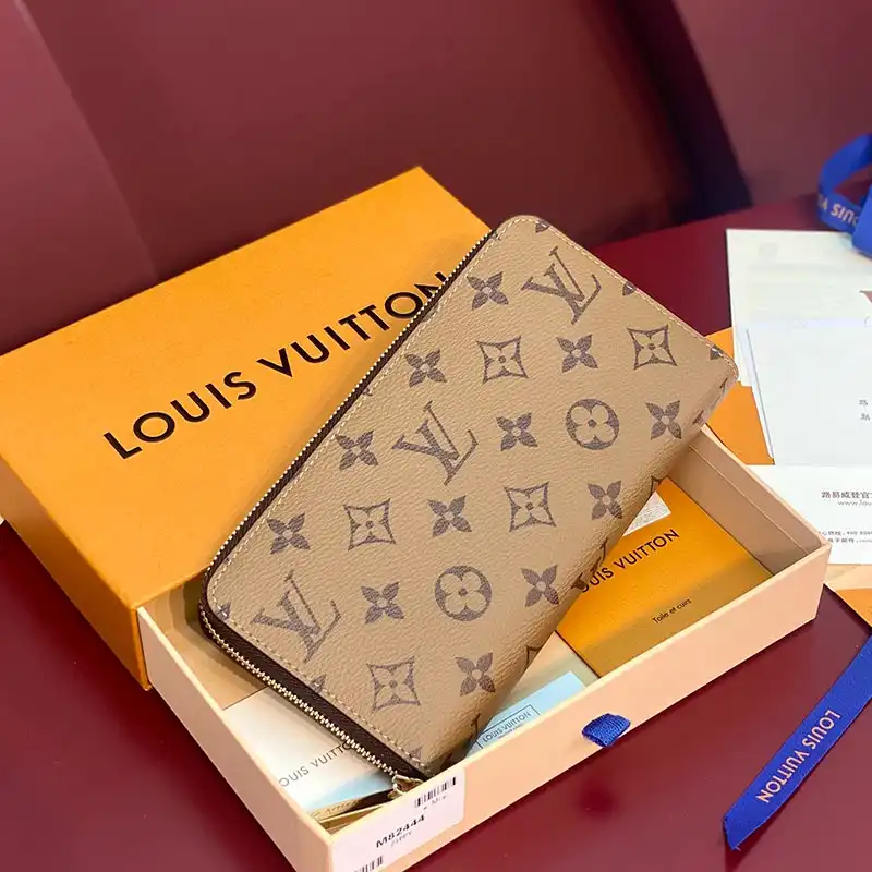 Affordable LV Bags 2411YA0031 0127