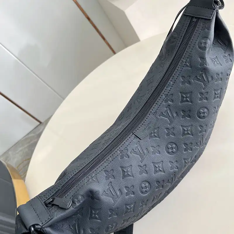 Affordable LV Bags 2411YA0208 0127