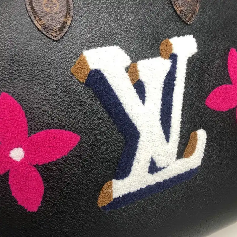 Cheap LV Bag 20DJ11069 0126