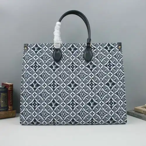 LV Bags 205fy0076 0126