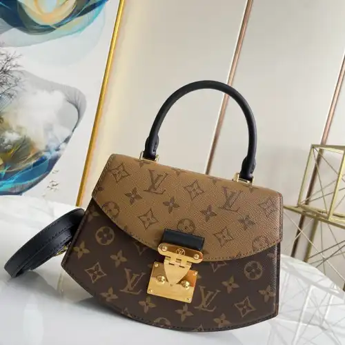 LV Bag 2212DJ0041 0126