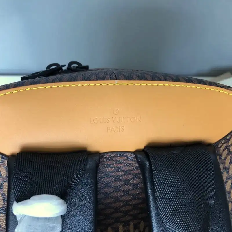 Affordable LV Bags 206B570107 0127