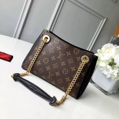 LV Bags 19T1L0572 0112