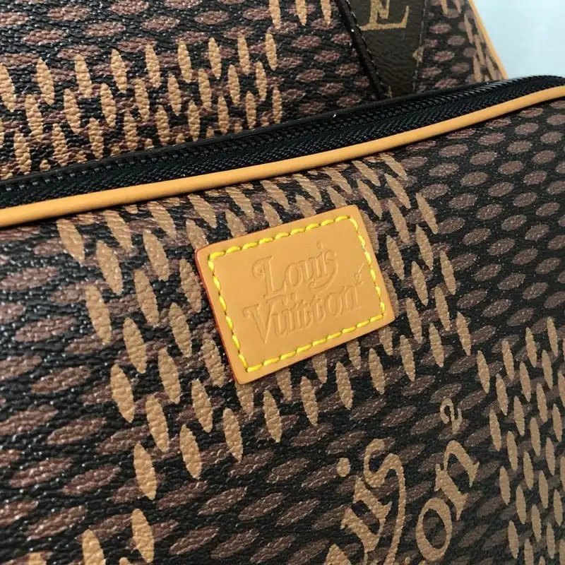 Affordable LV Bags 206B570107 0127