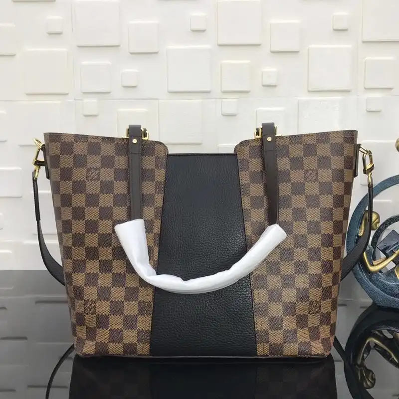 Affordable LV Bags 19B5790013 0129