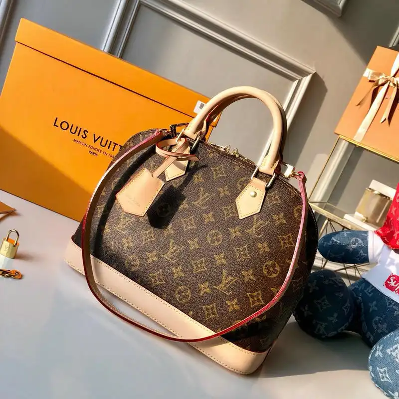 Affordable LV Bags 19T1L0253 0126