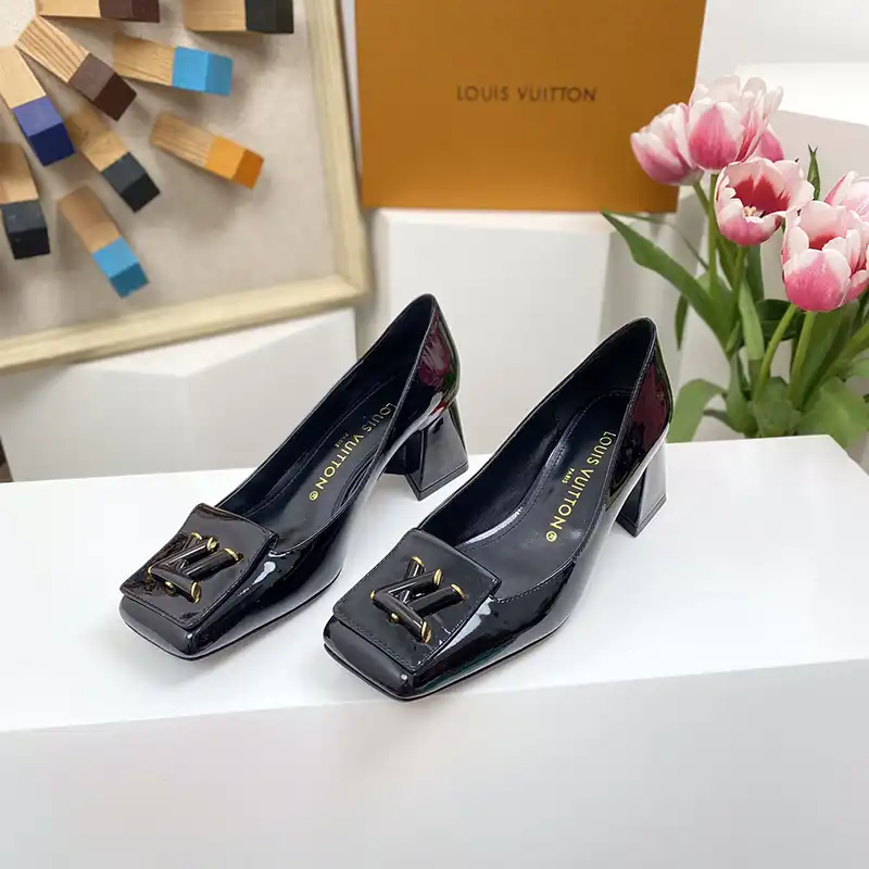 Cheap LV Shoes 2304PZ0125 0130