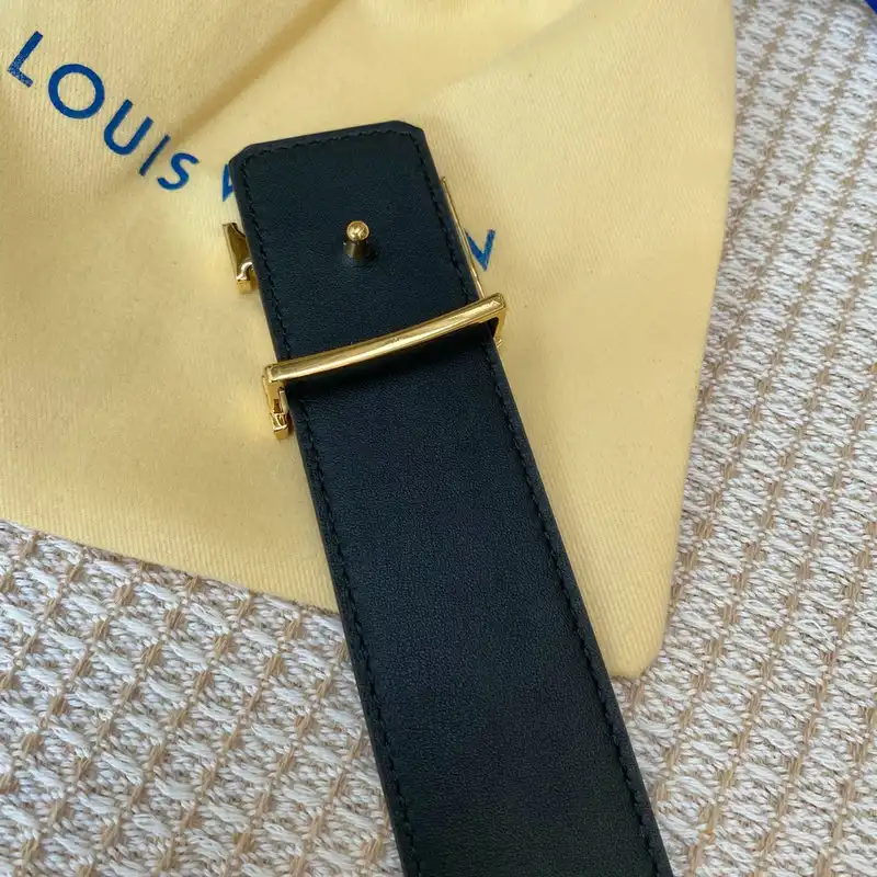 Cheap LV Belts 2204XA0213 0122