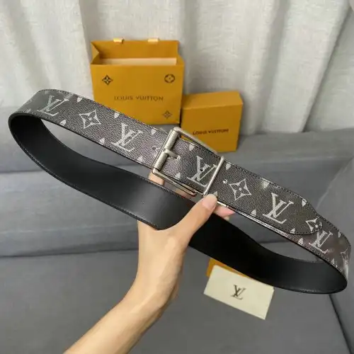 LV Belts 2110XA0025 0122