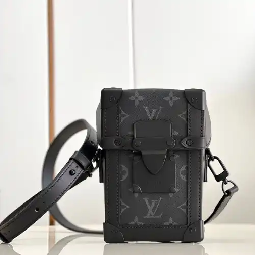 LV Bag 2304YA0161 0124