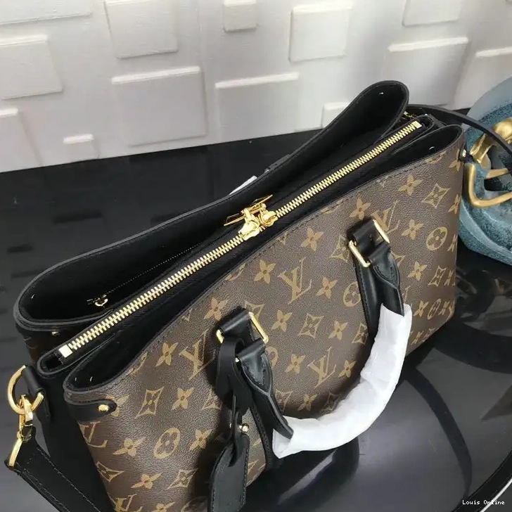 Affordable 20B570258 Bags LV 0221