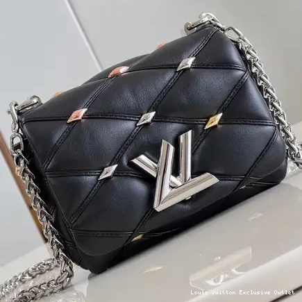 LV 2405YA0009 Bags 0223