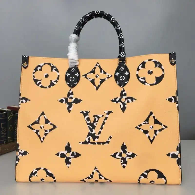 Cheap LV Bags 19B5790010 0201