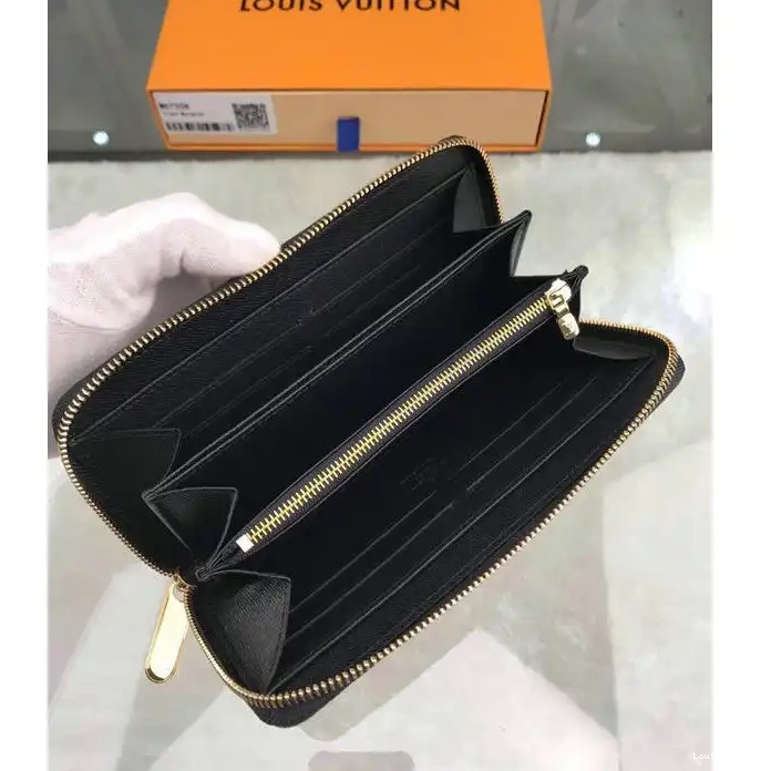 Cheap 19T1L0448 Bags LV 0224