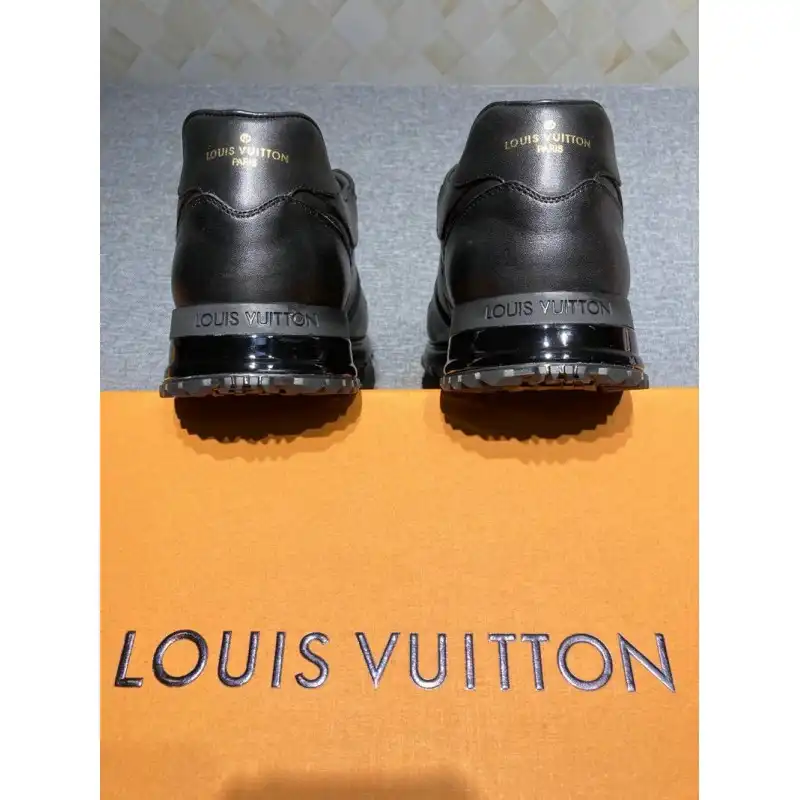 Cheap LV Shoes 20SH010703 0205