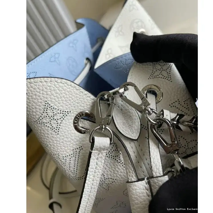 Cheap 2105GV0081 Bags LV 0212