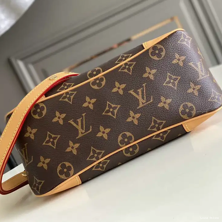 Cheap 2109YA0112 LV Bag 0215