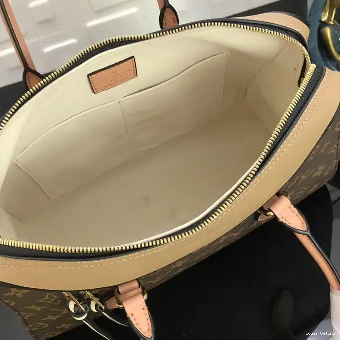 Cheap LV Bags 19T1L0339 0226